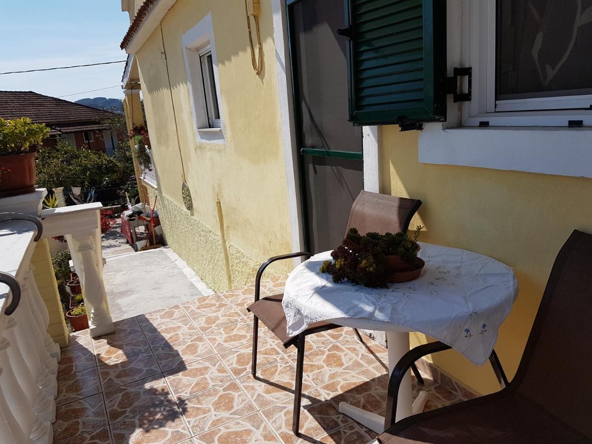 Dimitris House Petriti Διαμέρισμα Εξωτερικό φωτογραφία